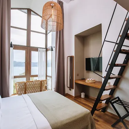 ホテル Boho Garden セリミエ