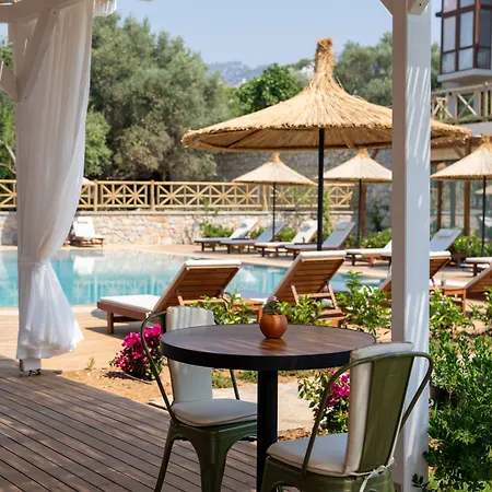 Boho Garden Hotel